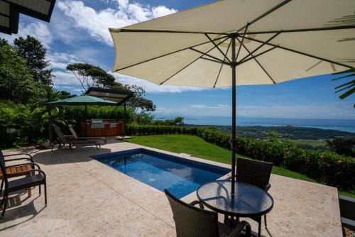 Ballena Alta Vista Villas