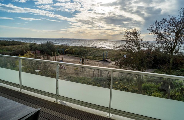Baltic Sea view and beach on the doorstep - vacation apartment in Pelzerhaken