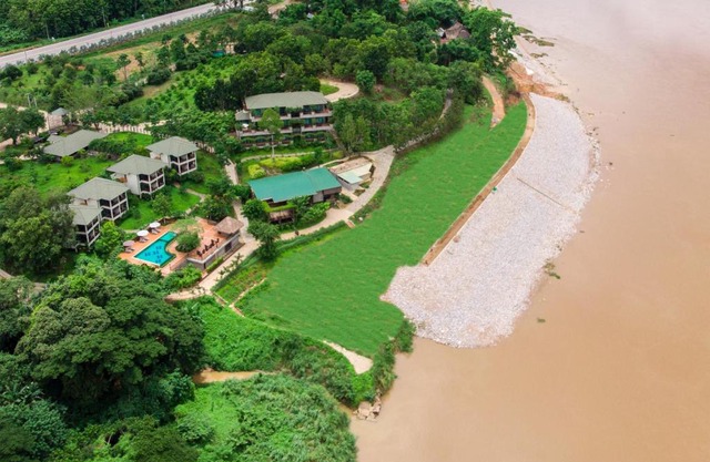 Bansaeo Garden and Resort