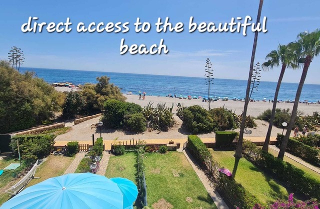Barbara's Beach House, direct waterfront Playa Paraíso Manilva Andalusia