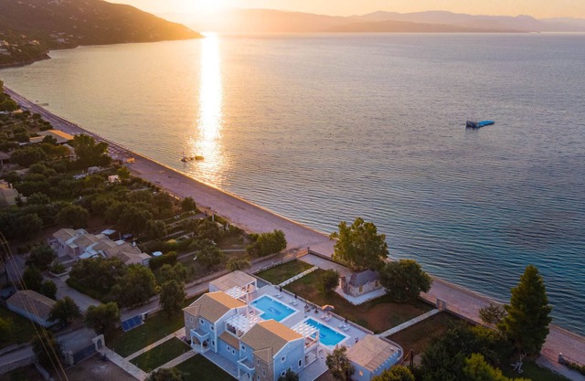 Barbati Beachfront - Luxury Villa Apaghio