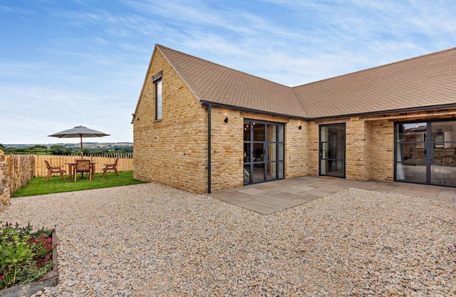 Barn conversion with spectacular views - Fox Cottage
