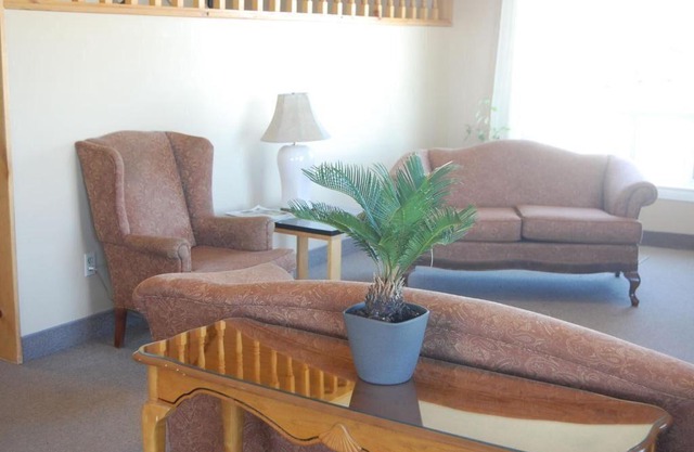 Barons Motor Inn