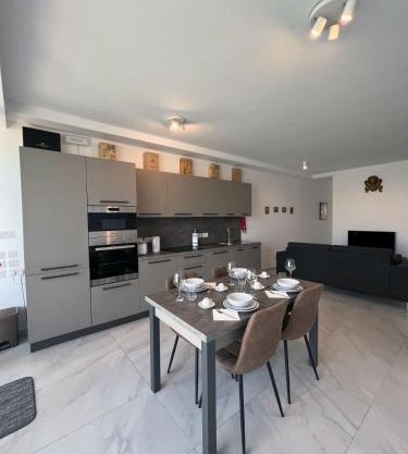 Bay Seafront Apartment