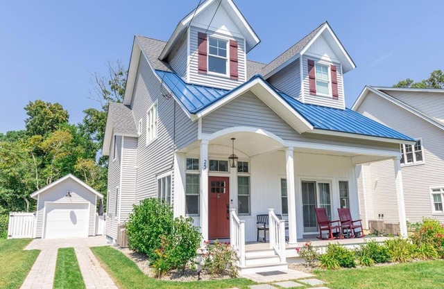 Beach Block Brand New 4 Bed/3 Bath Home with Pool