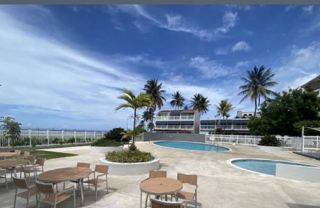 Beach Front Vacation Home next to Embassy Suites Beach Resort