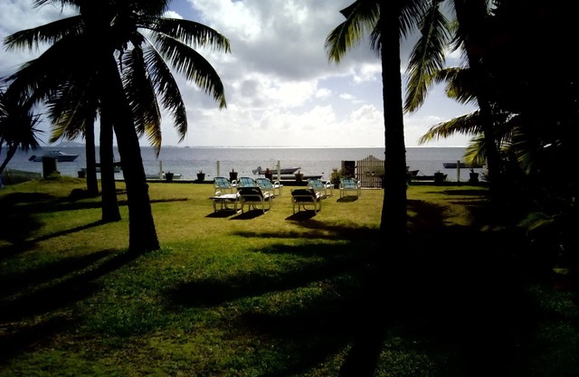 Beach front villa fully equipped ideal for big families