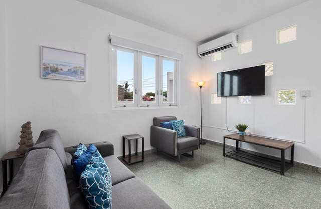 Beach House | Nice Pool | Pet Friendly | Free Parking