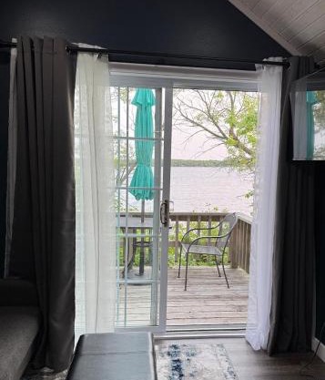 Beachfront Cabin W Deck & Grill W Battle Lake