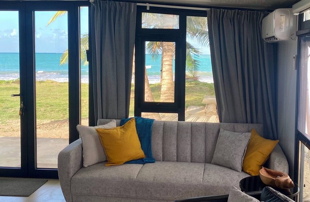 Beachfront Casita en Luquillo – Ocean Views BAD BUNNY READY