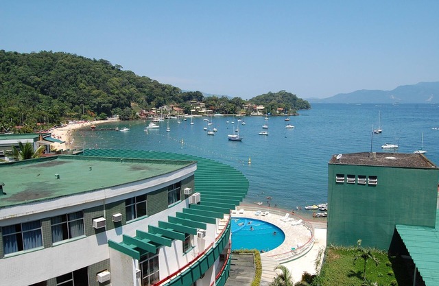Beachfront Flat Apartment in the stunning Angra Sea, relax and enjoy .