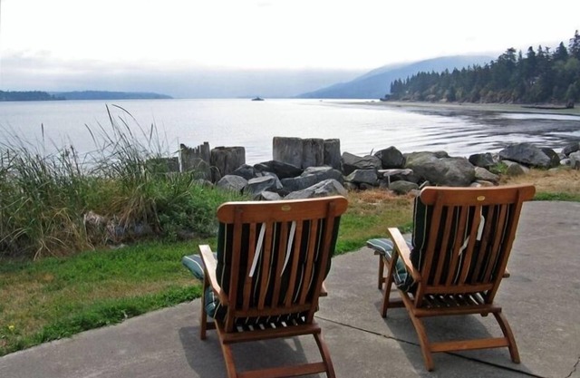 Beachfront Home with Sunrise & Mt. Baker Views