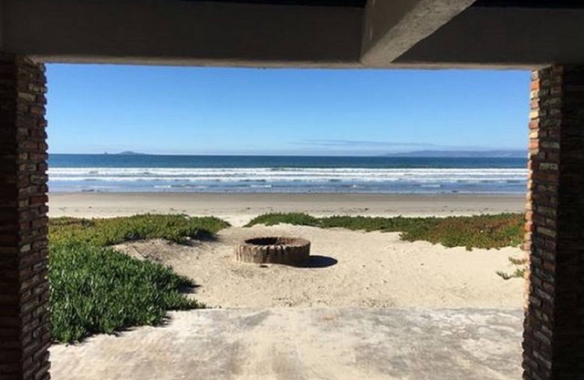 Beachfront with gorgeous Mexican flair and color. What you want in Mexico!