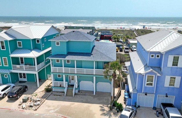 Beachin Good where ocean meets luxury.