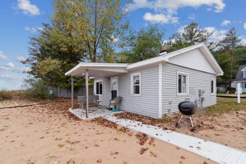 Beachside Cottages for Groups- Sleeps up to 40