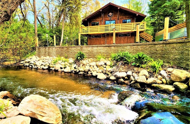 Beachside-HotTub-Fireplace-Authentically Northern