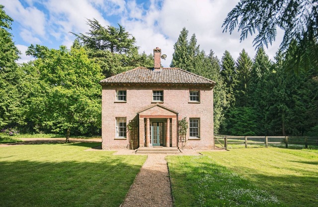 Bear's Cottage, Wood Norton, Norfolk