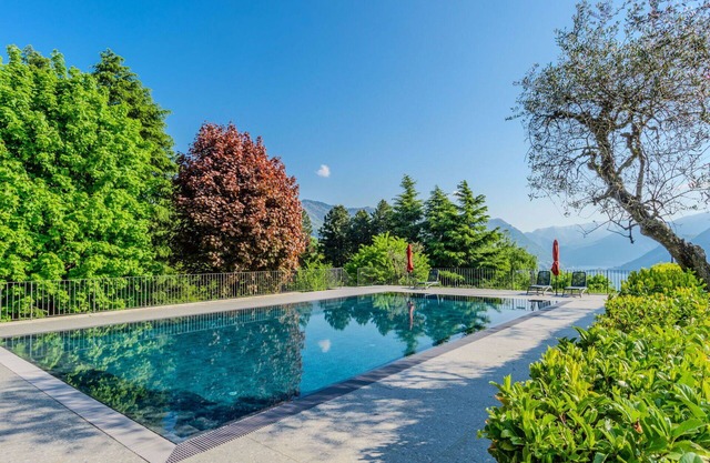 Beautiful apartment for 4 guests with A/C, WIFI, pool, TV and patio