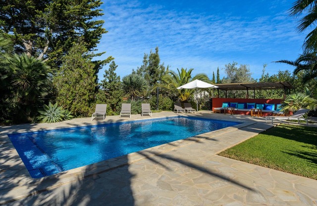 Beautiful Villa "La Vila 30 Petita” with Pool, Garden, Terraces