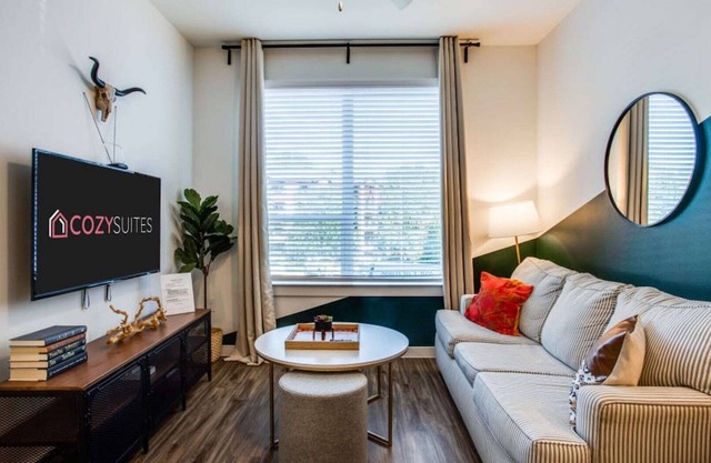Beautiful 1BR in Riverside 3989