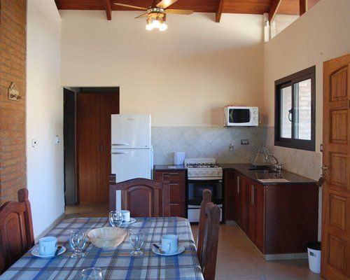 Beautiful 2 bedroom unit at resort, sleeps 6