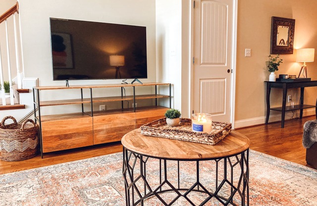 Beautiful 4 Bedroom Townhome close to Hoover Met, RTJ, Shopping and Dining.