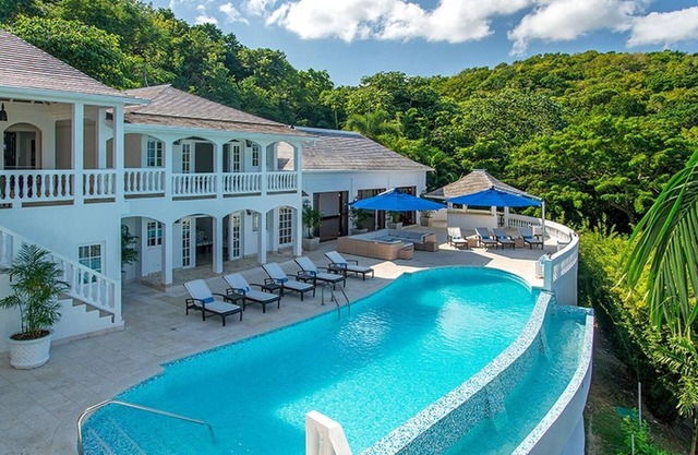 Beautiful Amana Luxury villa