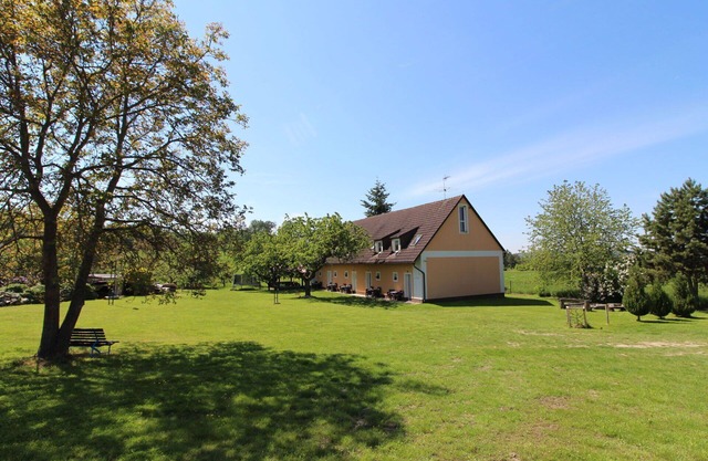 Beautiful apartment for 5 people with WIFI, patio, pets allowed, panoramic view and parking