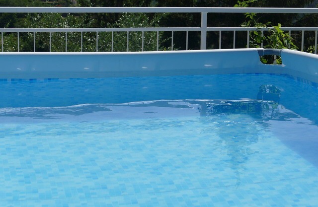 Beautiful apartment for 6 people with private pool, WIFI, TV, pets allowed and parking