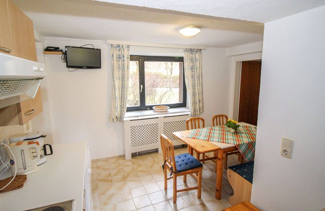 Beautiful apartment for 7 guests with WIFI, TV, terrace, panoramic view and parking