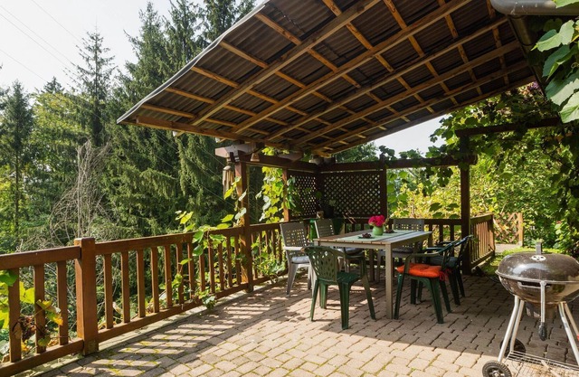 Beautiful Apartment in Hintergumitsch with Terrace
