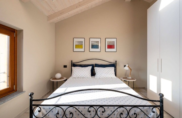 Beautiful apartment for 4 guests with A/C, WIFI, TV, terrace and parking