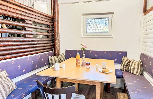 Beautiful apartment in villa for 6 people with WIFI, TV and terrace