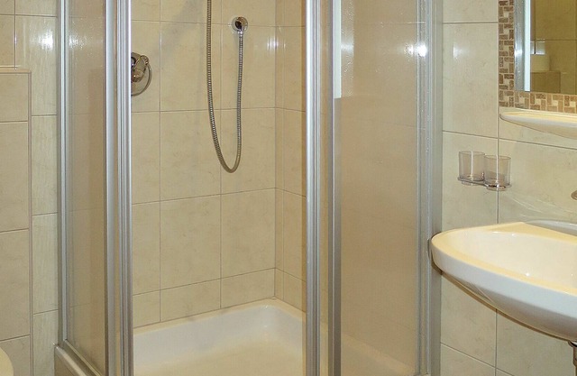 Beautiful apartment for 4 guests with WIFI, TV and parking