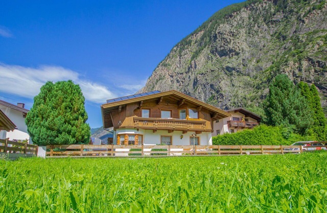 Beautiful apartment for 4 people with WIFI, TV and balcony