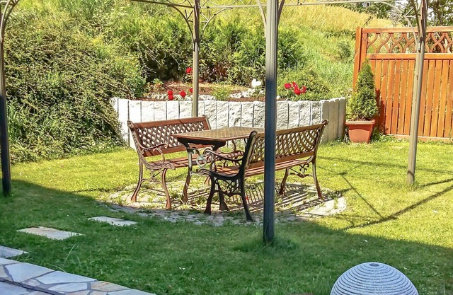 Beautiful apartment for 2 people with WIFI, TV, patio, pets allowed and parking