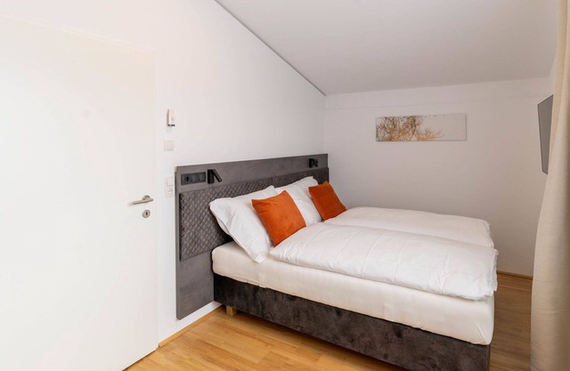 Beautiful apartment for 6 guests with WIFI, TV and patio
