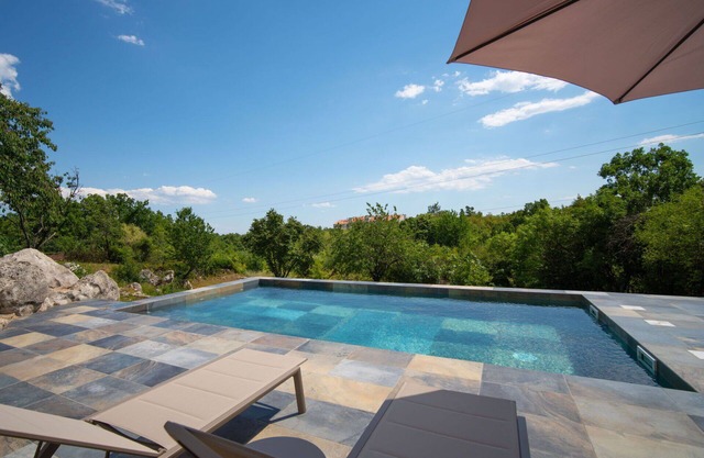 Beautiful apartment for 4 people with pool, A/C, WIFI, TV, terrace and panoramic view
