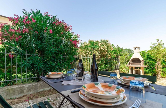 Beautiful apartment for 4 guests with WIFI, TV and patio, close to Porto Recanati