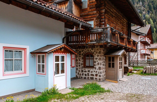 Beautiful apartment for 6 people with WIFI and TV