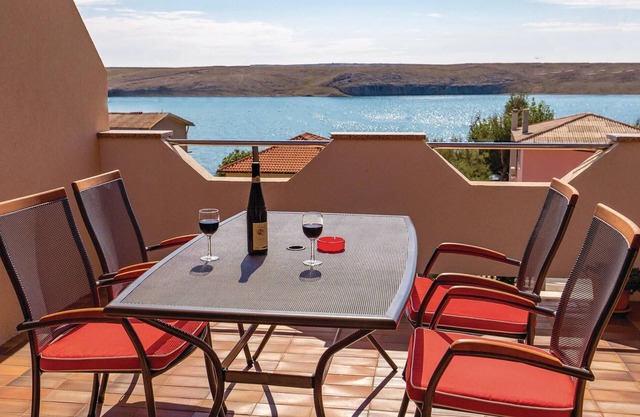 Beautiful apartment in Dinjiska