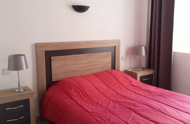 Beautiful apartment, residential area, 100 m from the sea, 2 bedrooms,