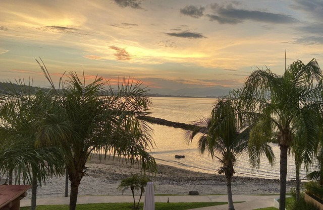 Beautiful Beachfront Townhouse Bucerias Puerto Vallarta Punta Esmeralda- 3 Br