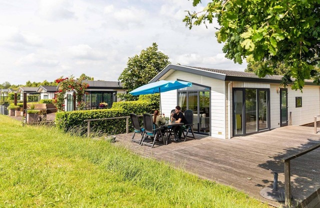 Beautiful detached holiday home for 4 people.