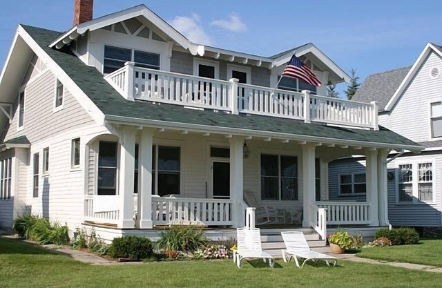 Beautiful Family House on Clean Sandy-Bottomed Crooked Lake!