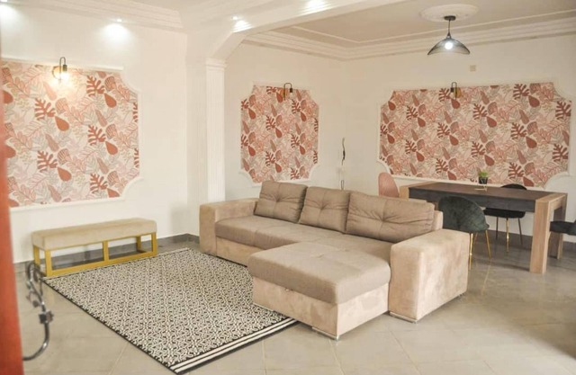 BEAUTIFUL FURNISHED RESIDENCE IN ODZA