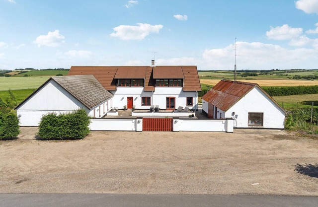 Beautiful home in Farsø with kitchen