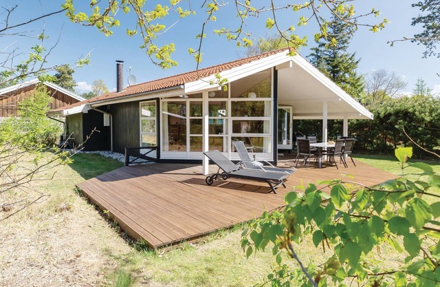 Beautiful home in Gørlev with kitchen