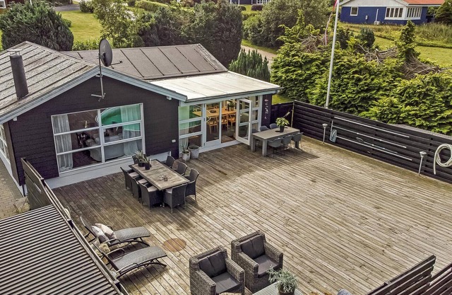 Beautiful home in Løgstrup