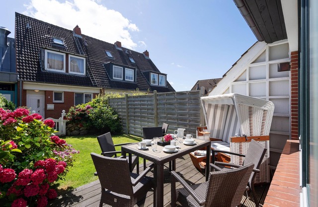 Beautiful house for 6 pers. with terrace, parking space, WLAN. Pets allowed.